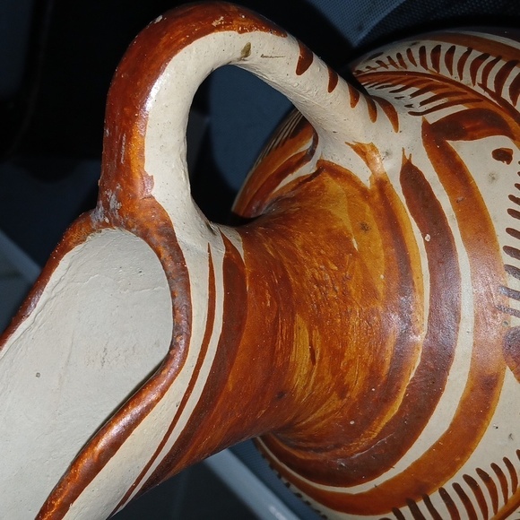 Old Hand made folk art Mexican Pottery Pitcher - Picture 5 of 6